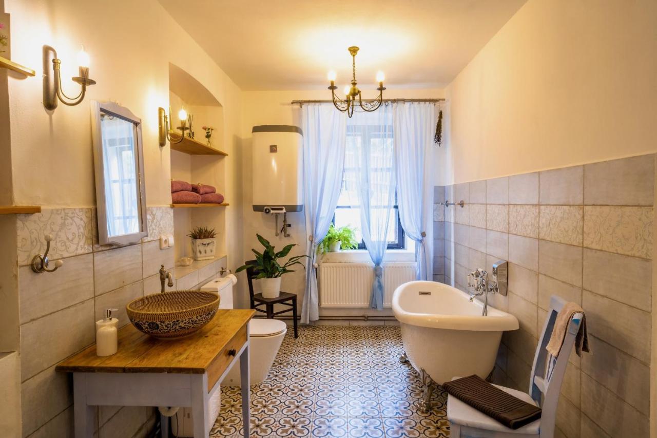 Rustic House V Luzickych Horach Appartement Jiřetín pod Jedlovou Buitenkant foto